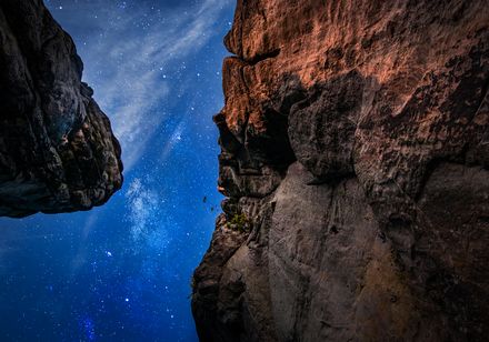 Externsteine Sternenhimmel. Foto: Tourismus NRW e.V.