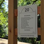 Tafel auf dem Literarischen Wanderweg in Lage-Hörste